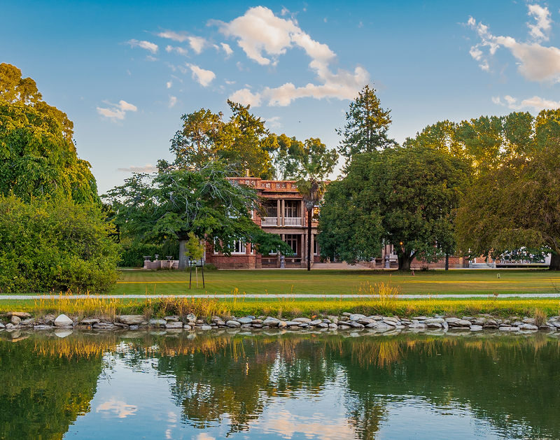 Red brick castle grand designs new zealand