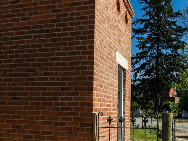 earnscleugh_castle_central_otago_coach_house_exterior_18